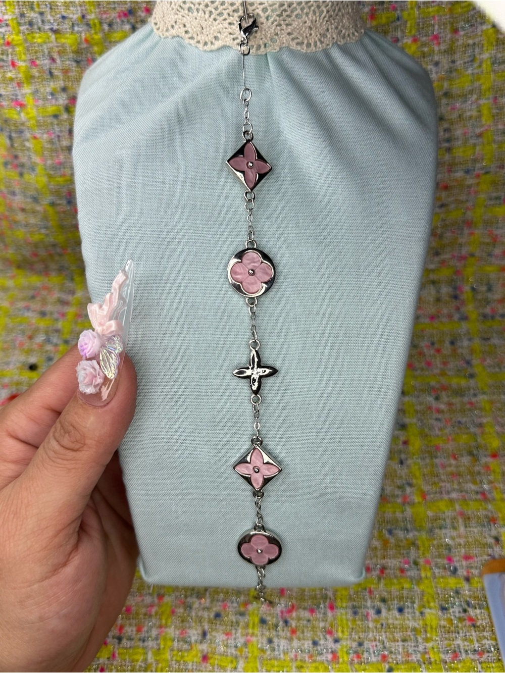 Delicate Pink Flower Motif Chain Bracelet